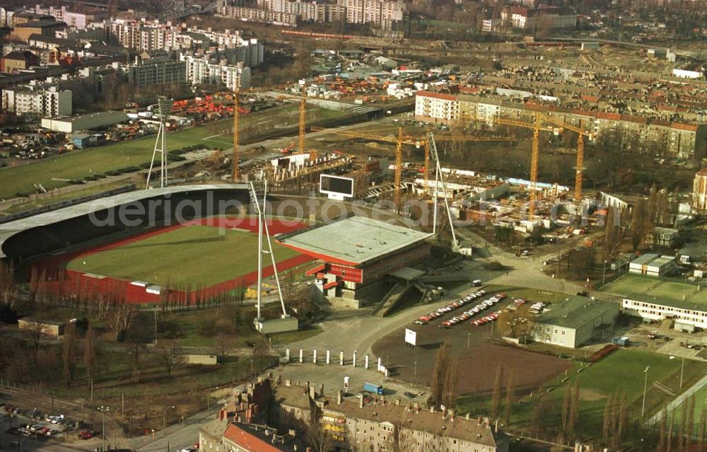 Aerial photograph Berlin - 13.02.95 Sporthallenbau im Jahnsportpark in Berlin-Prenzlauerberg