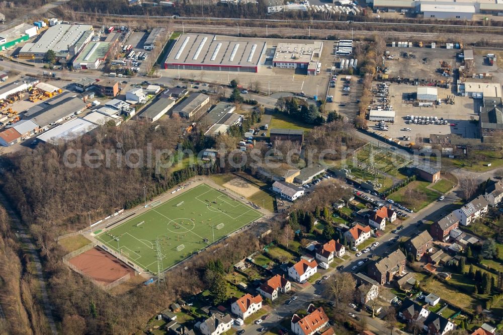 Bottrop from the bird's eye view: Sports grounds and football pitch of SV 1911 Bottrop e.V. In den Weywiesen in Bottrop in the state North Rhine-Westphalia, Germany