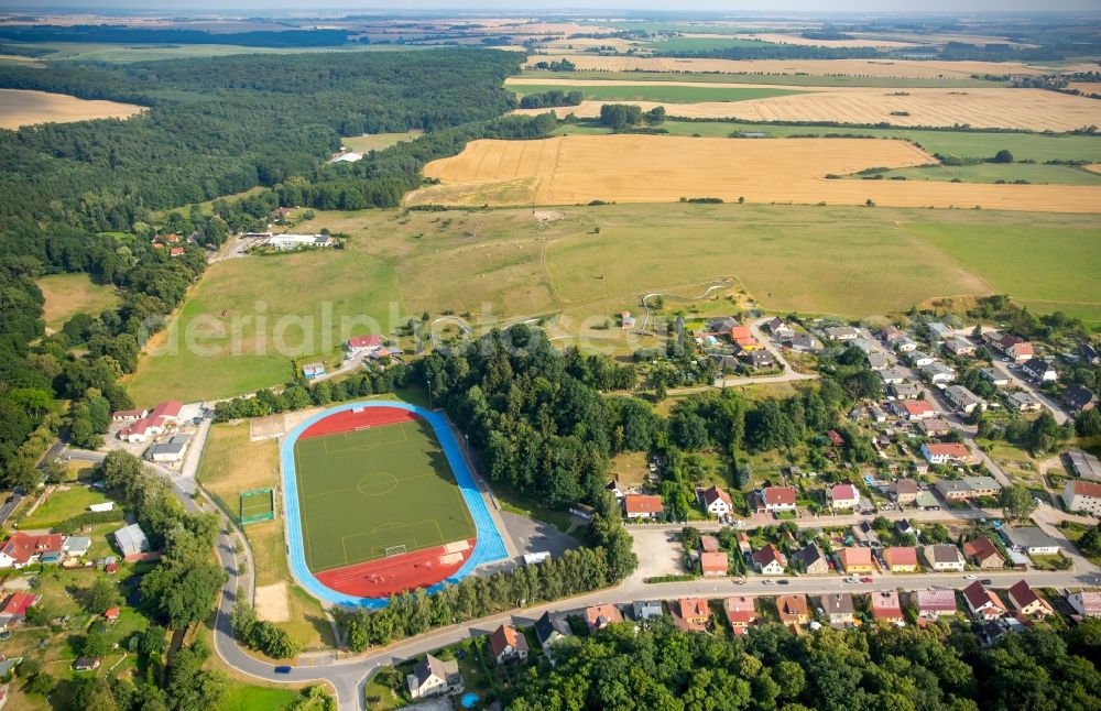 Aerial photograph Burg Stargard - Sports grounds and football pitch of the SV Burgstargard 09 at Gartenstreet in Burg Stargard in the state Mecklenburg - Western Pomerania