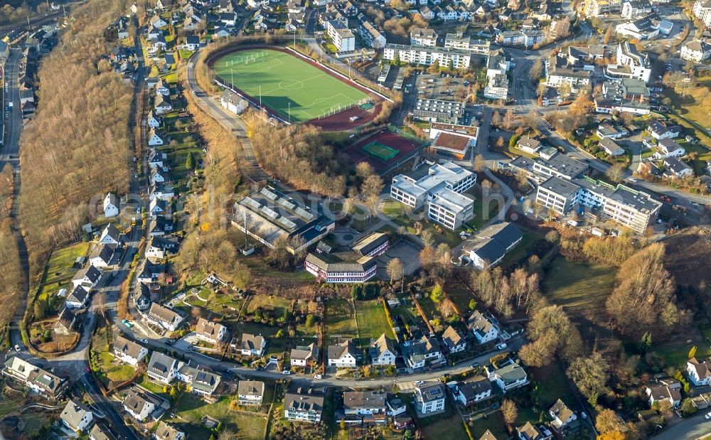 Aerial image Finnentrop - Sports grounds and football pitch of F.C. Finnentrop 1979 e.V. on Gutenbergstrasse in Finnentrop in the state North Rhine-Westphalia, Germany