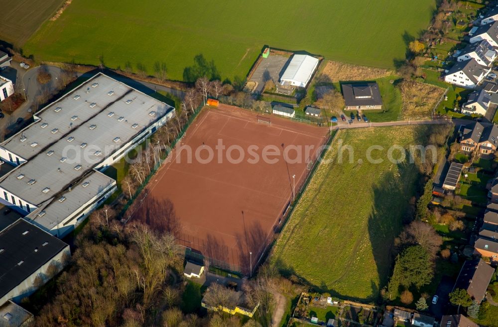 Hattingen from the bird's eye view: Sports grounds and football pitch of SV Holthausen in Hattingen in the state of North Rhine-Westphalia