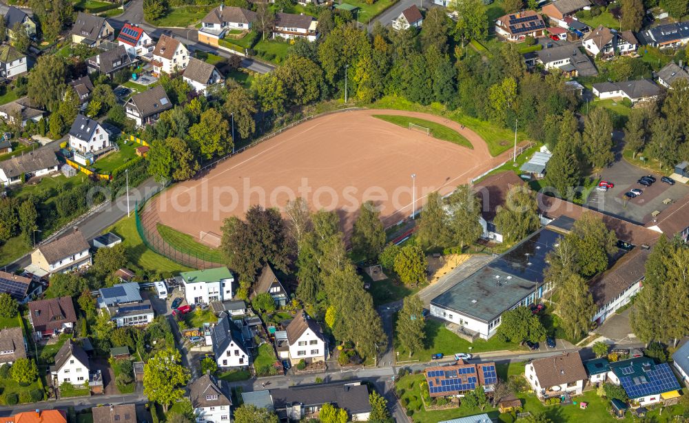 Aerial image Kreuztal - Sports grounds and football pitch on street Ziegeleistrasse in the district Ferndorf in Kreuztal at Siegerland in the state North Rhine-Westphalia, Germany