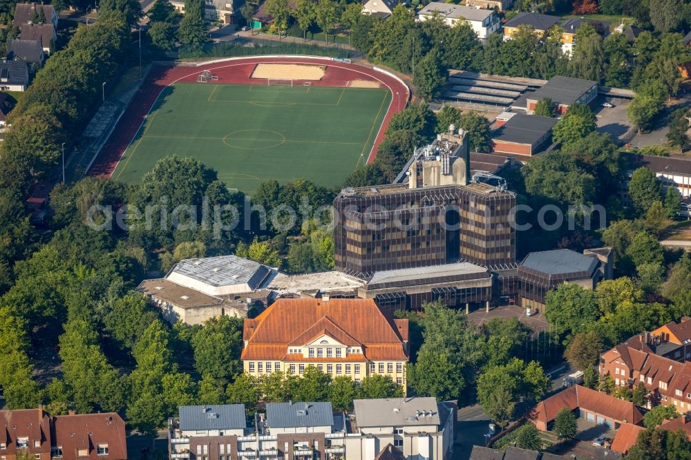 Aerial photograph Ahlen - Sports grounds and football pitch Lindensportplatz - Stadion in Ahlen/Westfalen in Ahlen in the state North Rhine-Westphalia, Germany