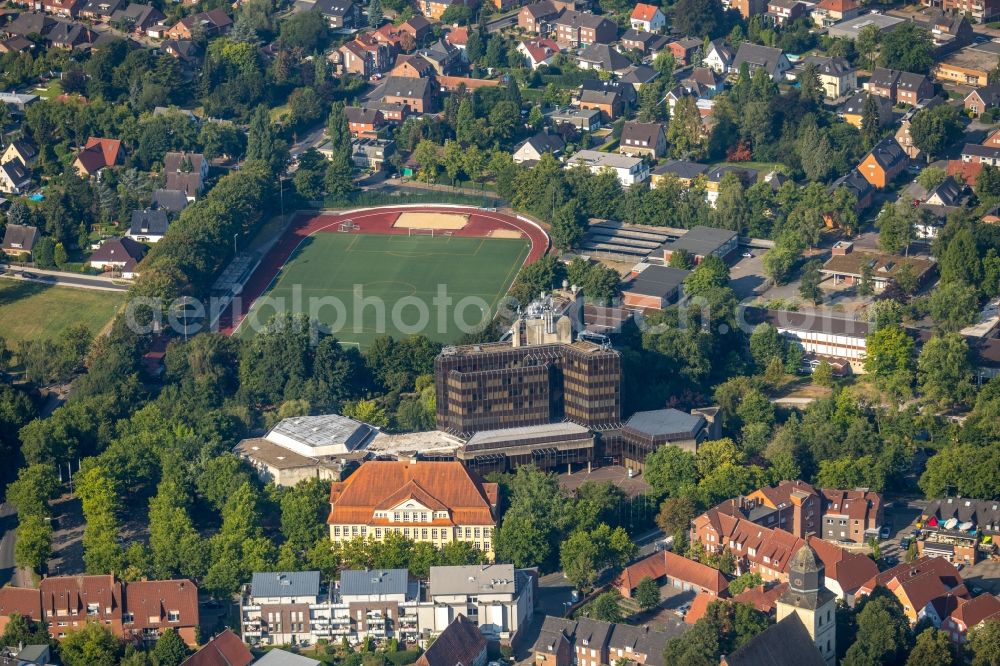 Ahlen from above - Sports grounds and football pitch Lindensportplatz - Stadion in Ahlen/Westfalen in Ahlen in the state North Rhine-Westphalia, Germany