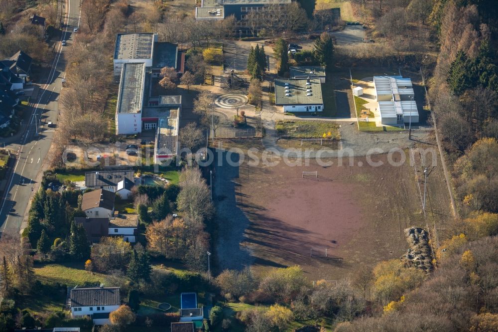 Lüdenscheid from above - Sports grounds and football pitch on Parkstrasse in Luedenscheid in the state North Rhine-Westphalia, Germany