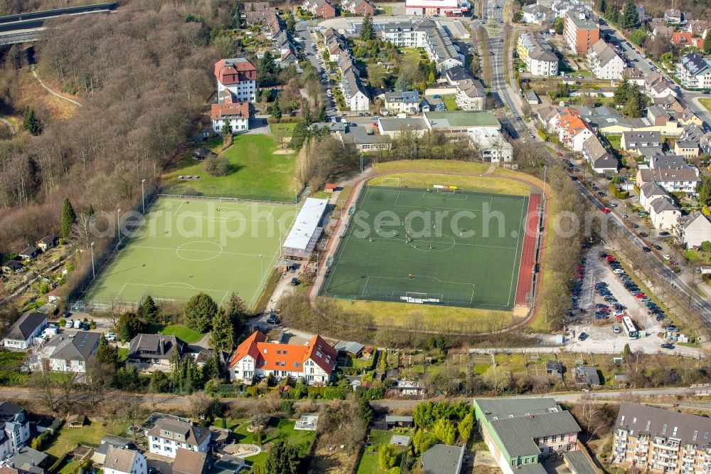 Velbert from above - Sports grounds and football pitch Sportclub Velbert eV on Von-Boettinger-Strasse in Velbert in the state North Rhine-Westphalia