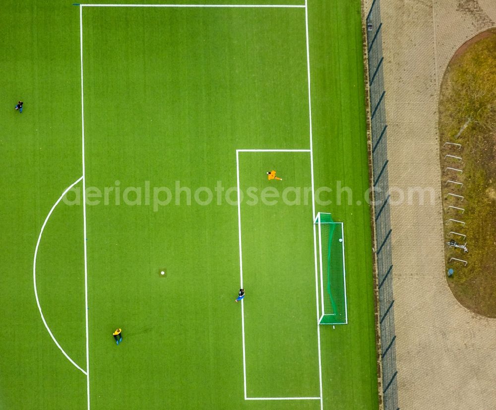 Herne from the bird's eye view: Sports grounds and football pitch Sportvereinigung Herne- Horsthausen 1912 26 e.V. in Herne in the state North Rhine-Westphalia