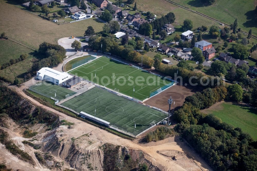 Aerial image Stolberg - Sports grounds and football pitch FC Stolberg on Pfarrer-Karl-Scheidt-Weg in Stolberg in the state North Rhine-Westphalia, Germany