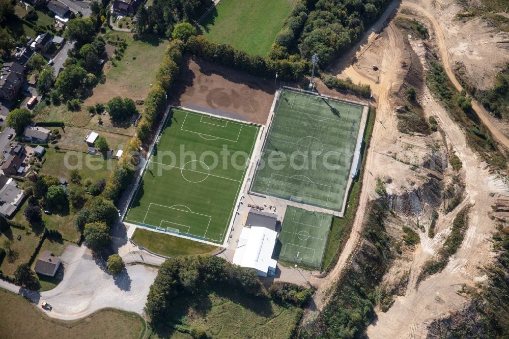 Aerial photograph Stolberg - Sports grounds and football pitch FC Stolberg on Pfarrer-Karl-Scheidt-Weg in Stolberg in the state North Rhine-Westphalia, Germany