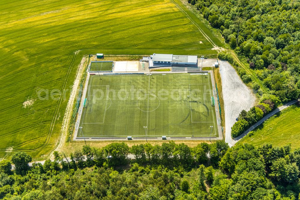 Aerial image Langenholthausen - Sports grounds and football pitch of TuS Langenholthausen e.V. on street Unterm Trachtenberg in Langenholthausen in the state North Rhine-Westphalia, Germany