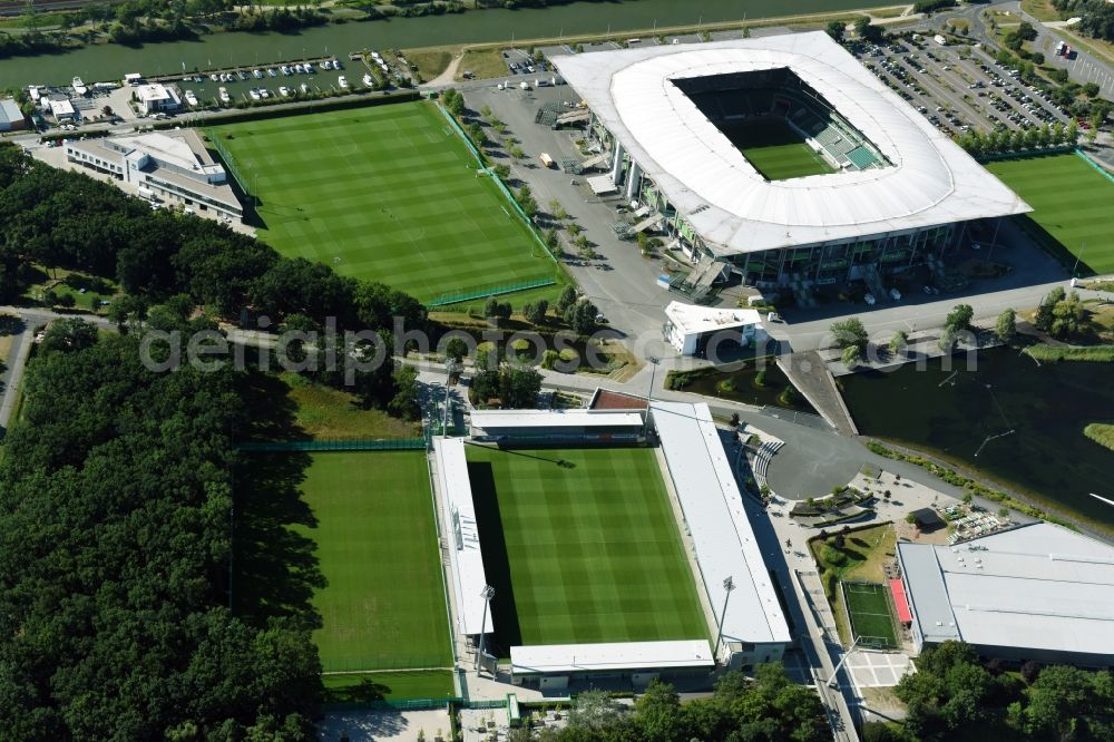 Wolfsburg from the bird's eye view: Sports grounds and football pitch VfL-FussballWelt in Wolfsburg in the state Lower Saxony