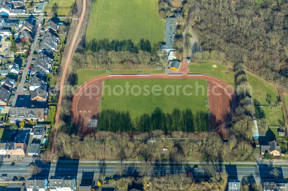 Dinslaken from the bird's eye view: Sports grounds and football pitch of SC Wacker Dinslaken 1919 e.V. on Augustaplatz in Dinslaken in the state North Rhine-Westphalia, Germany