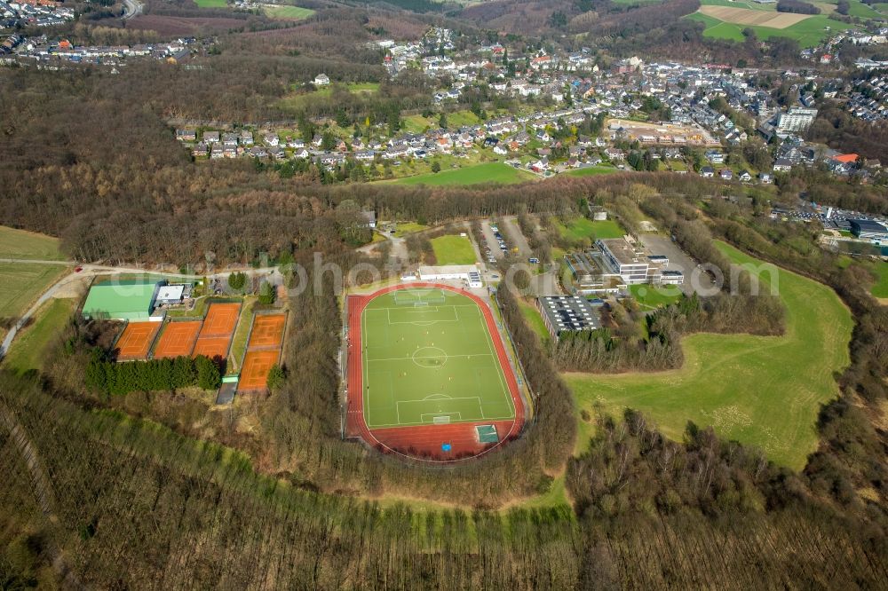 Aerial photograph Velbert - Sports grounds and football pitch Waldschloesschen in the district Neviges in Velbert in the state North Rhine-Westphalia