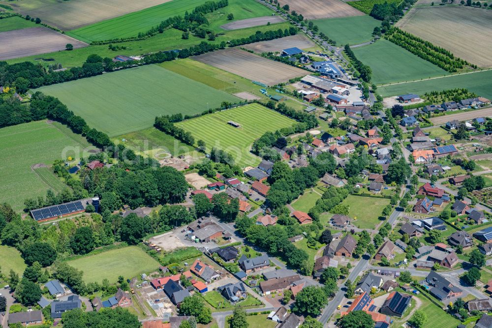 Aerial image Wangersen - Ensemble of sports grounds Sportplatz of MTV Wangersen 1908 e.V. on street Alte Schulstrasse in Wangersen in the state Lower Saxony, Germany