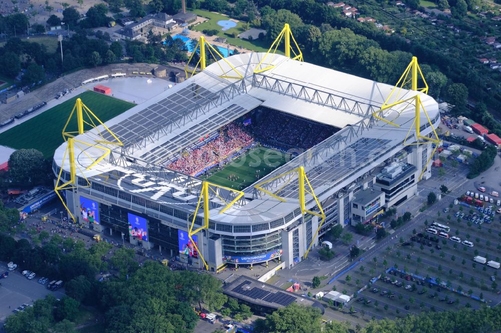 Dortmund from the bird's eye view: Sports facility grounds of the Arena stadium in Dortmund in the state North Rhine-Westphalia