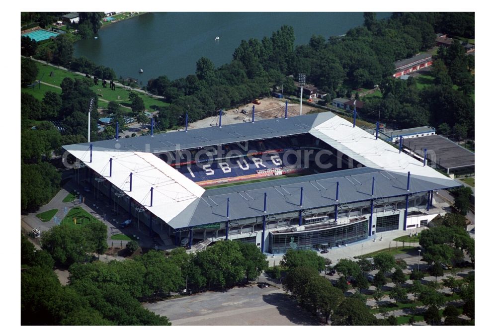 Aerial photograph Duisburg - View of the sports venue Schauinsland Reisen Arena ( formerly Wedau Stadion ) in the Neudorf district of the Ruhrgebiet city Duisburg in the state North Rhine-Westphalia. The stadium at Margaretenstrasse is homestead of football club MSV Duisburg and embedded in the sports park Duisburg. Operater of the complex is the MSV Duisburg Stadionprojekt GmbH & Co. KG