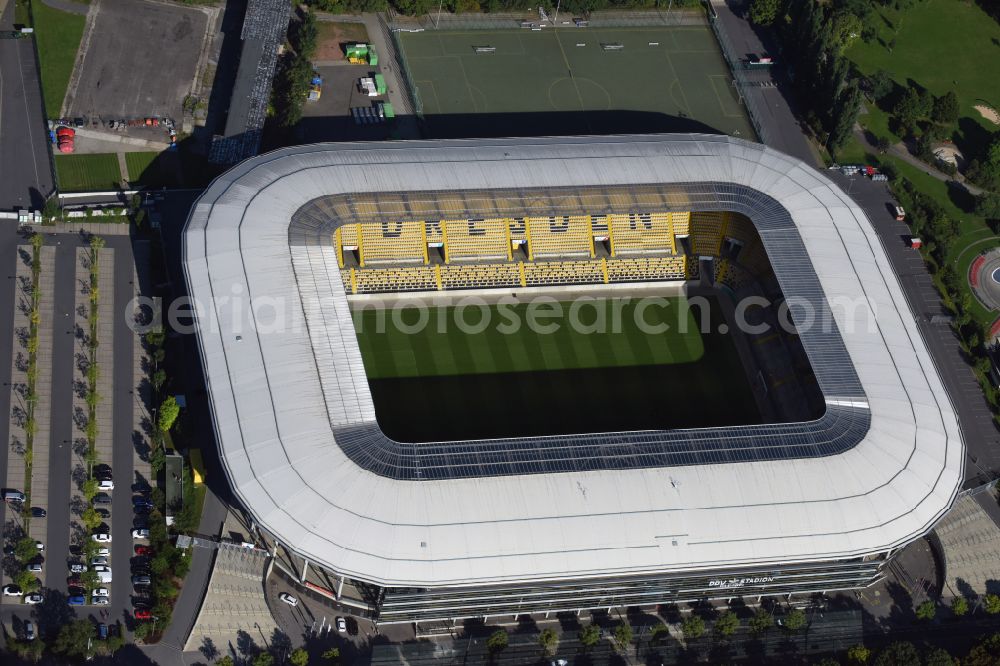 Aerial photograph Dresden - Sports facility grounds of the Arena stadium DDV-Stadion on street Lennestrasse in Dresden in the state Saxony