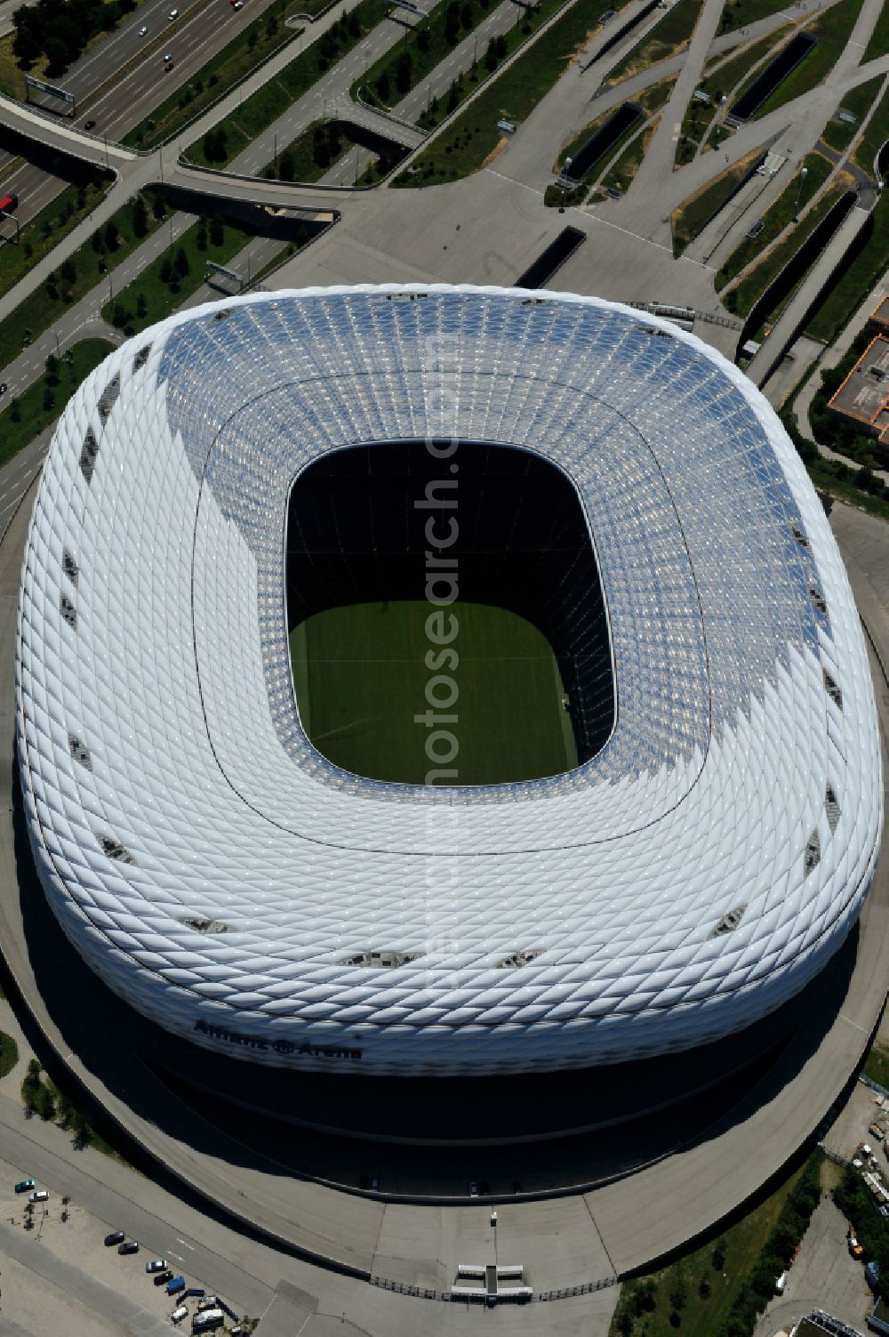 Aerial image München - Sports facility grounds of the Arena stadium Allianz Arena on Werner-Heisenberg-Allee in Munich in the state Bavaria, Germany