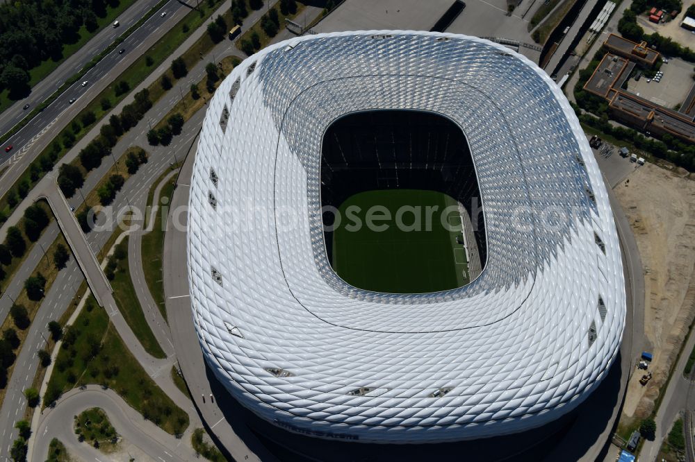 Aerial image München - Sports facility grounds of the Arena stadium Allianz Arena on Werner-Heisenberg-Allee in Munich in the state Bavaria, Germany