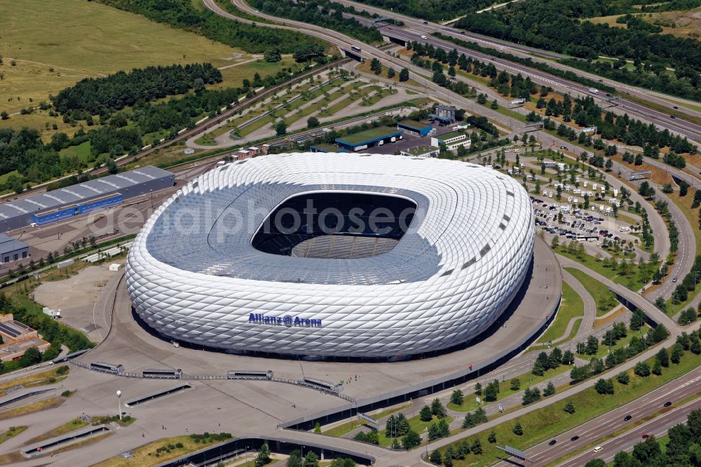 München from the bird's eye view: Sports facility grounds of the Arena stadium Allianz Arena on Werner-Heisenberg-Allee in Munich in the state Bavaria, Germany