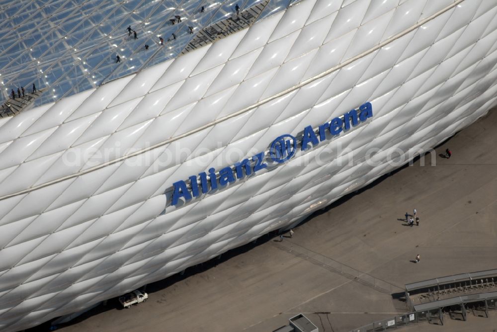 Aerial photograph München - Sports facility grounds of the Arena stadium Allianz Arena on Werner-Heisenberg-Allee in Munich in the state Bavaria, Germany