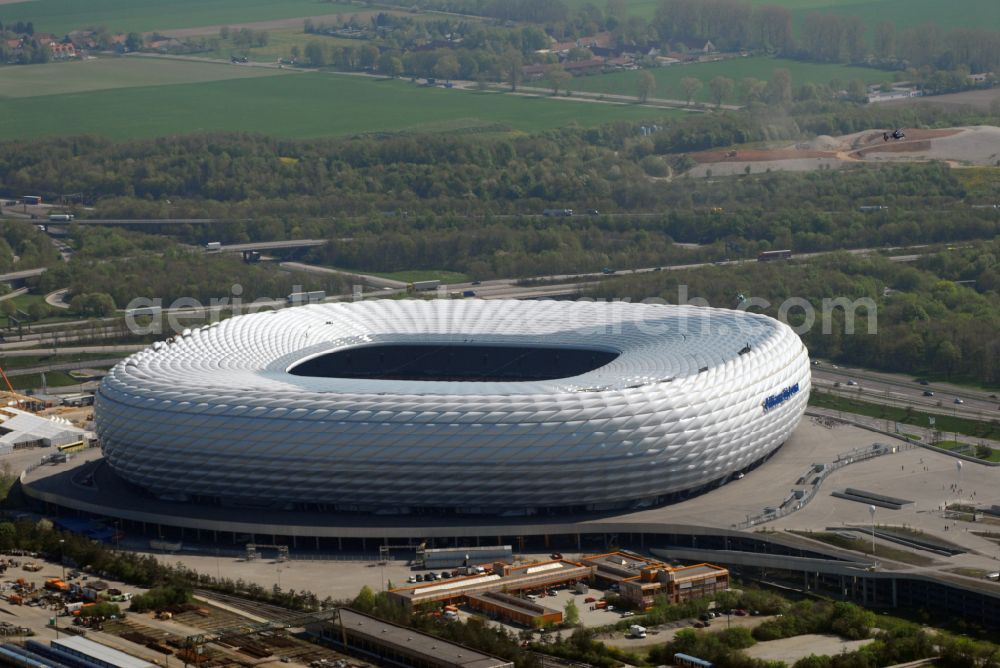 Aerial image München - Sports facility grounds of the Arena stadium Allianz Arena on Werner-Heisenberg-Allee in Munich in the state Bavaria, Germany