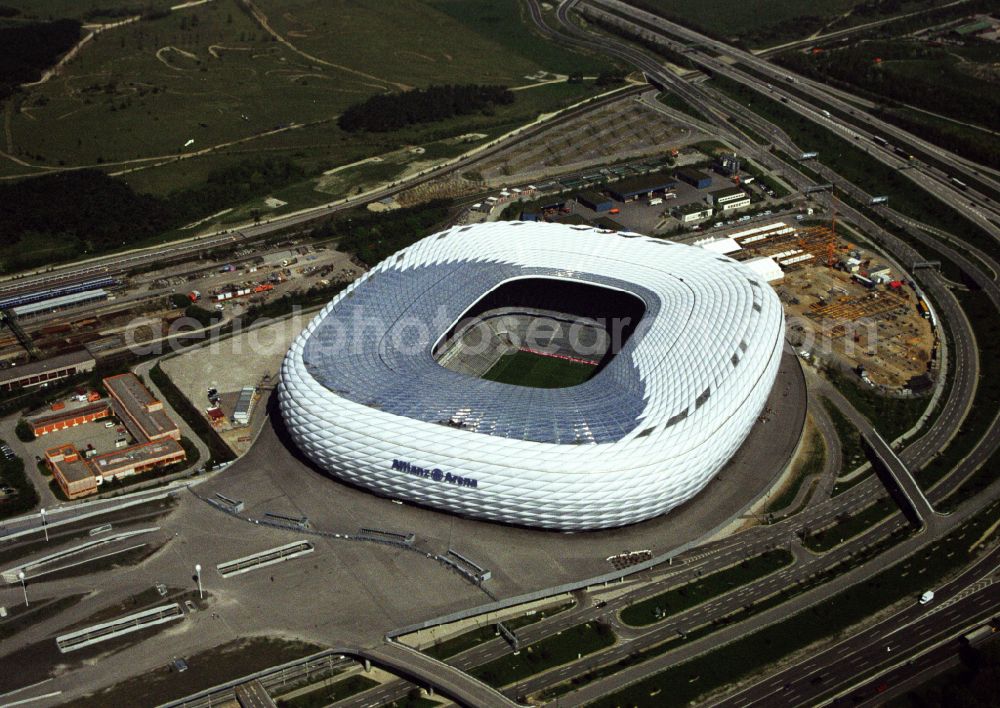 München from above - Sports facility grounds of the Arena stadium Allianz Arena on Werner-Heisenberg-Allee in Munich in the state Bavaria, Germany