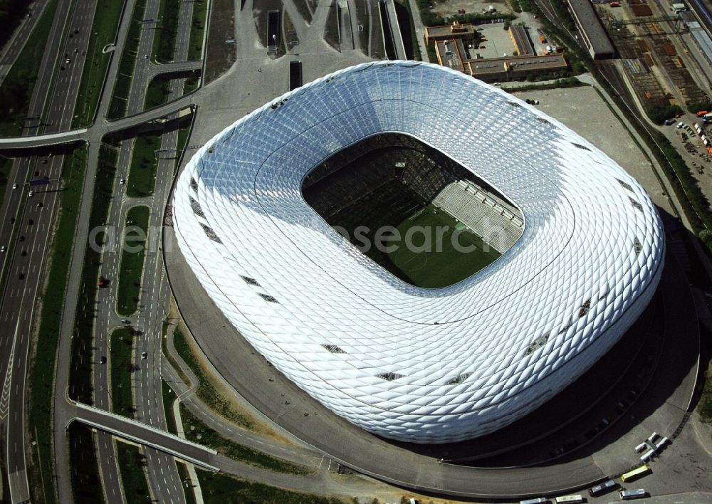 München from the bird's eye view: Sports facility grounds of the Arena stadium Allianz Arena on Werner-Heisenberg-Allee in Munich in the state Bavaria, Germany