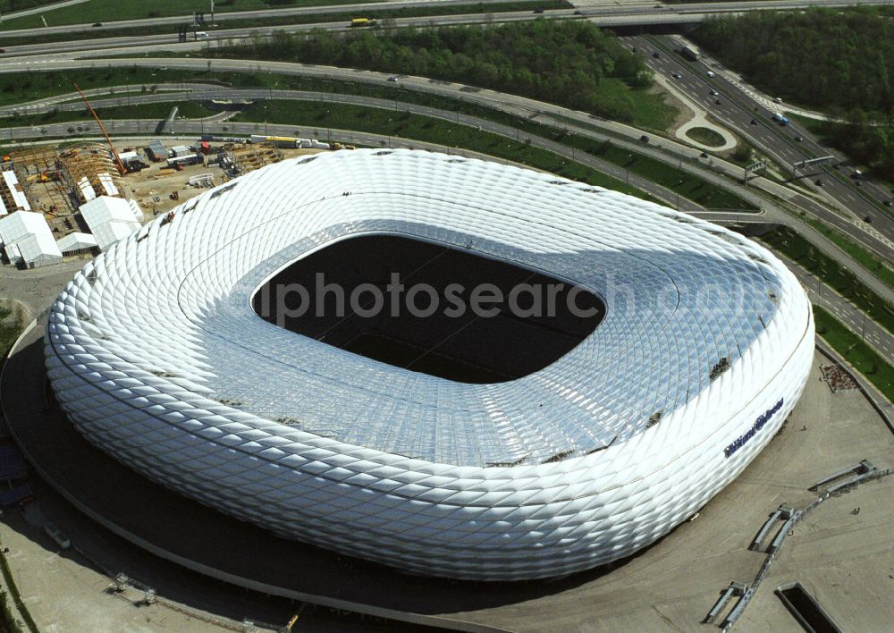 Aerial image München - Sports facility grounds of the Arena stadium Allianz Arena on Werner-Heisenberg-Allee in Munich in the state Bavaria, Germany