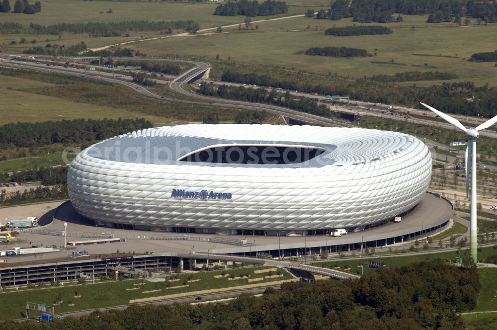 Aerial image München - Sports facility grounds of the Arena stadium Allianz Arena on Werner-Heisenberg-Allee in Munich in the state Bavaria, Germany