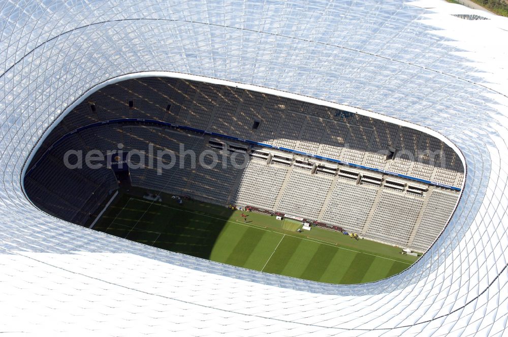 München from above - Sports facility grounds of the Arena stadium Allianz Arena on Werner-Heisenberg-Allee in Munich in the state Bavaria, Germany