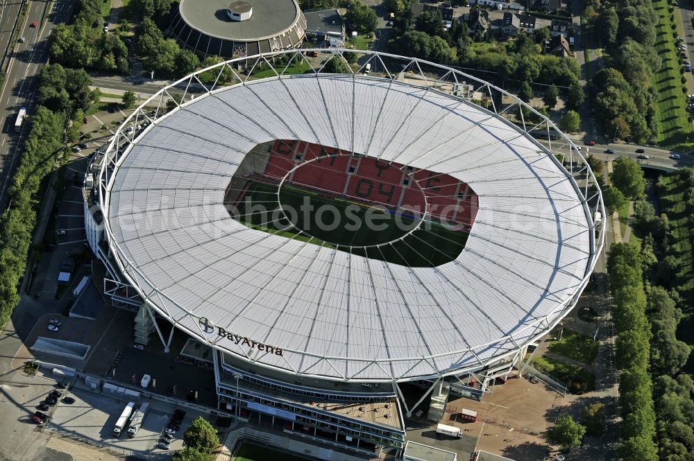 Leverkusen from above - Construction sites Sports facility grounds of the Arena stadium BayArena of Fussballvereins Bayer 04 Leverkusen in the district Wiesdorf in Leverkusen in the state North Rhine-Westphalia, Germany