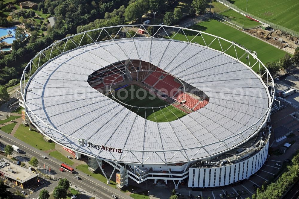 Leverkusen from the bird's eye view: Construction sites Sports facility grounds of the Arena stadium BayArena of Fussballvereins Bayer 04 Leverkusen in the district Wiesdorf in Leverkusen in the state North Rhine-Westphalia, Germany