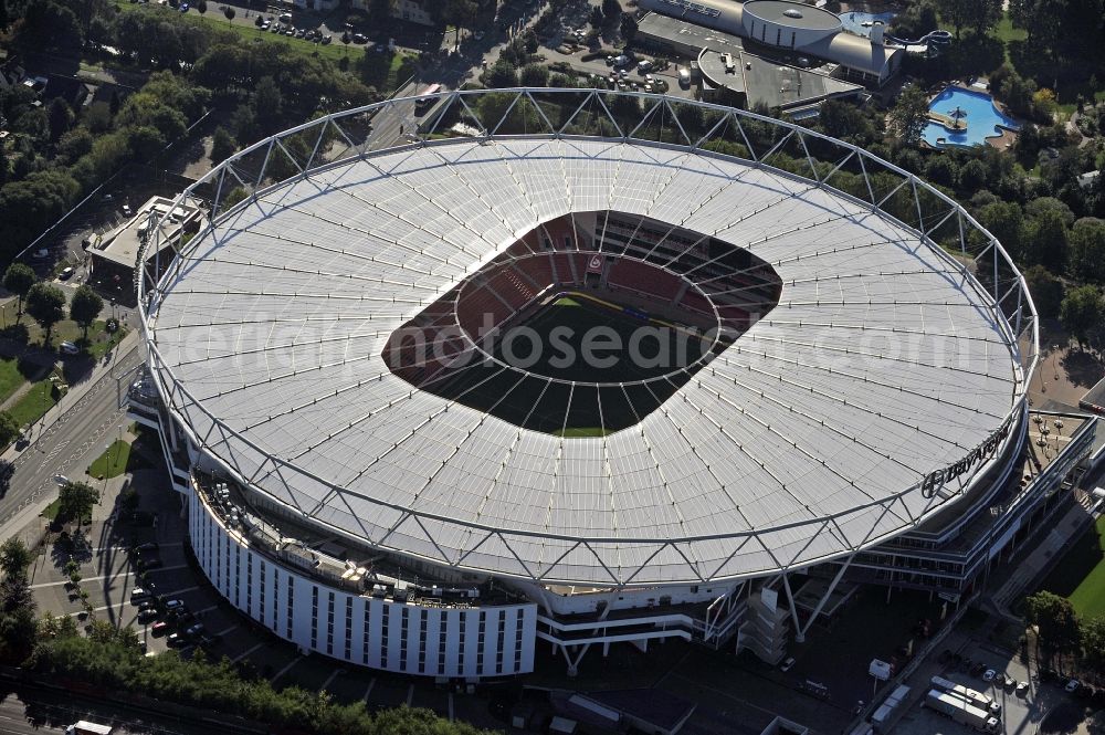 Aerial photograph Leverkusen - Construction sites Sports facility grounds of the Arena stadium BayArena of Fussballvereins Bayer 04 Leverkusen in the district Wiesdorf in Leverkusen in the state North Rhine-Westphalia, Germany