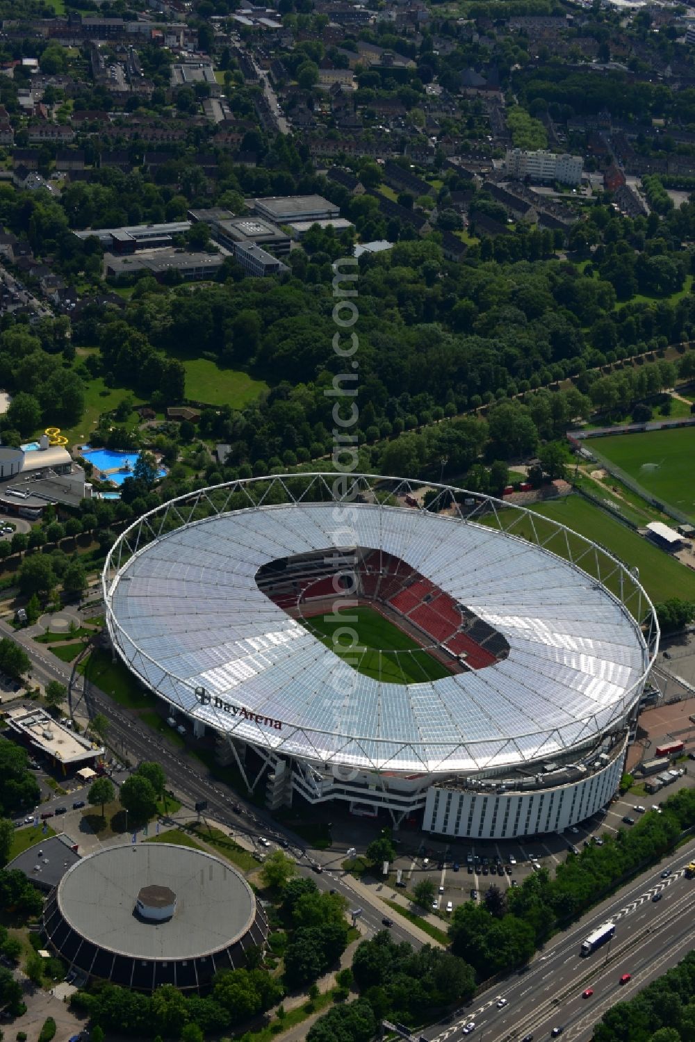 Leverkusen from the bird's eye view: Construction sites Sports facility grounds of the Arena stadium BayArena of Fussballvereins Bayer 04 Leverkusen in the district Wiesdorf in Leverkusen in the state North Rhine-Westphalia, Germany