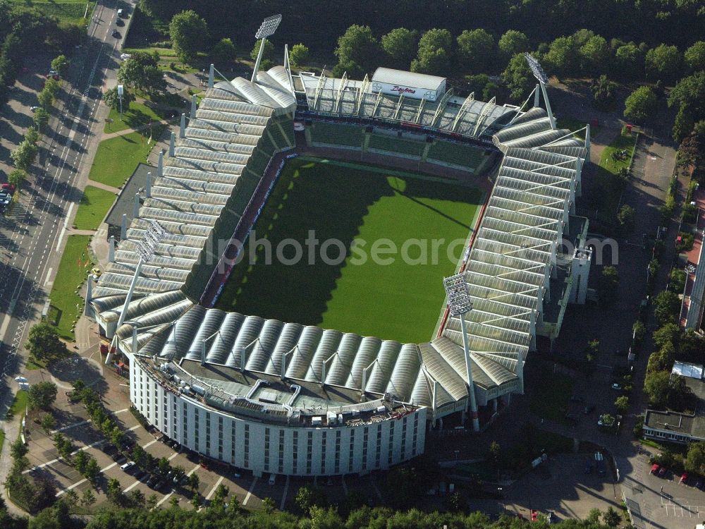 Leverkusen from the bird's eye view: Sports facility grounds of the Arena stadium BayArena of Fussballvereins Bayer 04 Leverkusen in the district Wiesdorf in Leverkusen in the state North Rhine-Westphalia, Germany