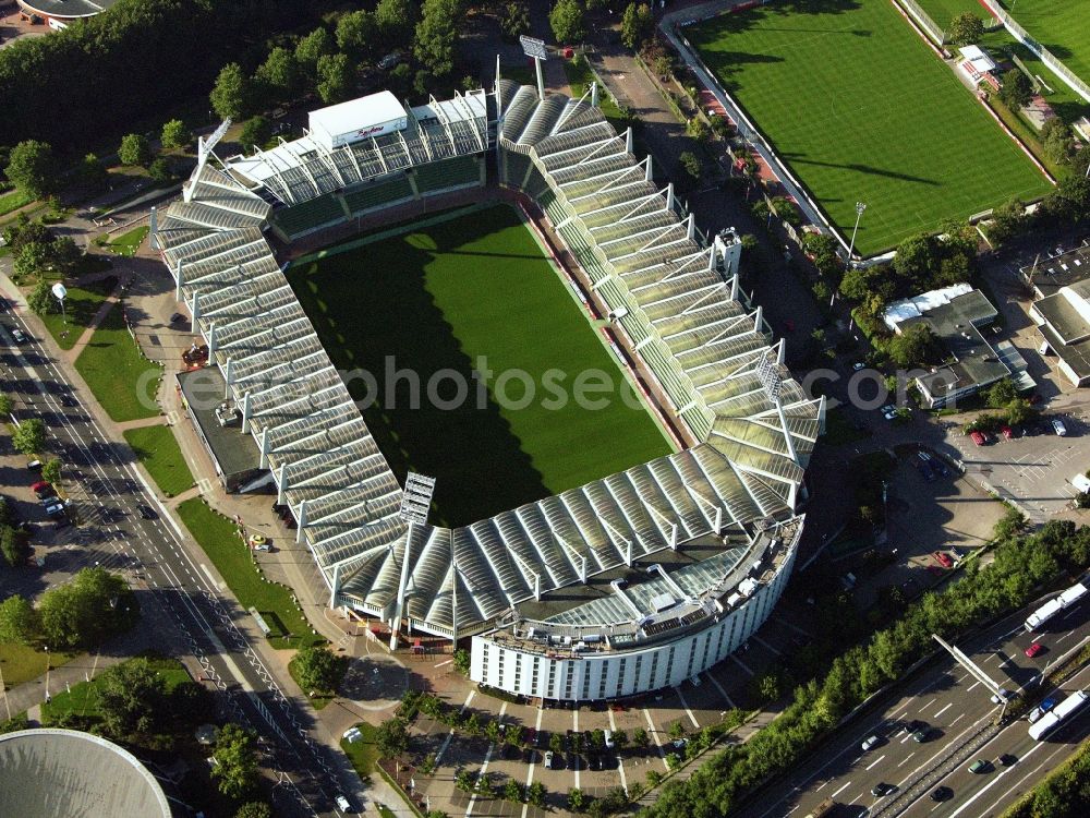 Aerial image Leverkusen - Sports facility grounds of the Arena stadium BayArena of Fussballvereins Bayer 04 Leverkusen in the district Wiesdorf in Leverkusen in the state North Rhine-Westphalia, Germany