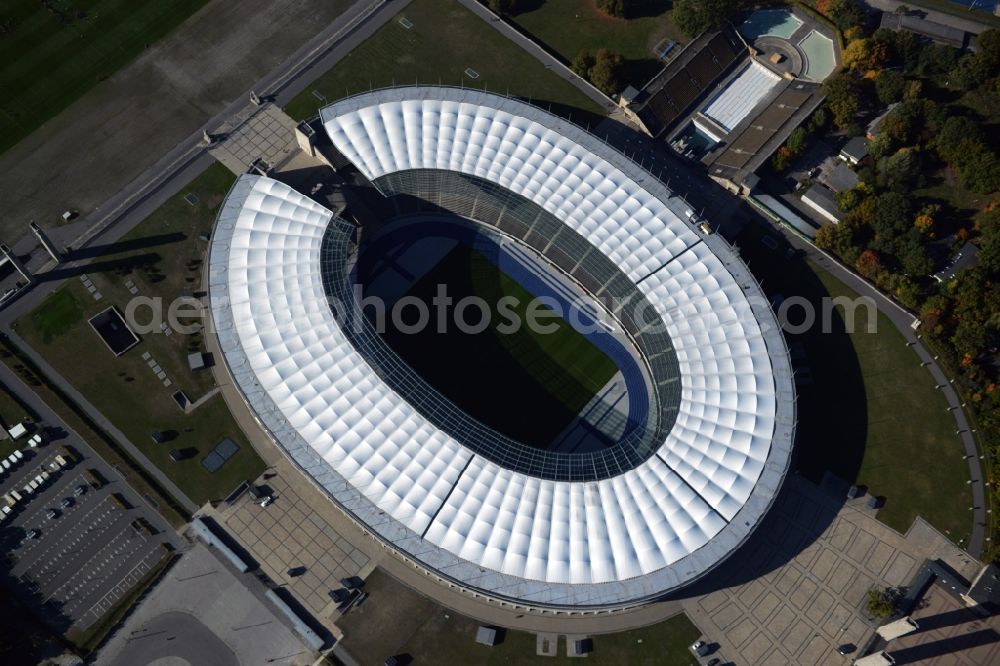 Aerial photograph Berlin - Sports facility grounds of the Arena stadium Olympiastadion in Berlin in Germany