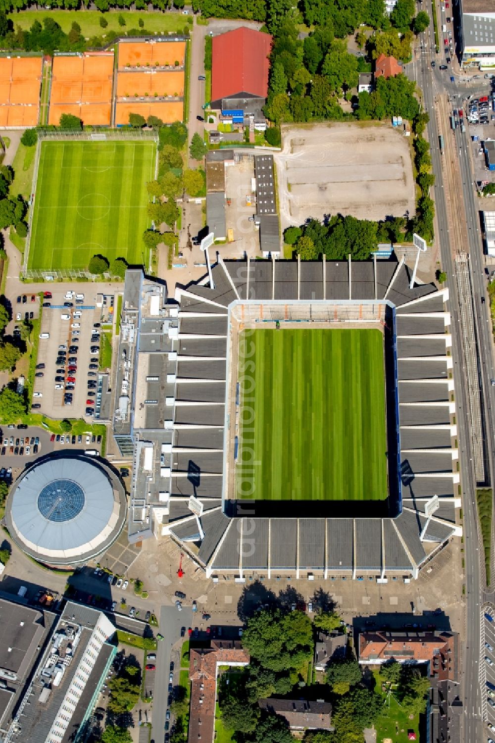 Aerial image Bochum - Sports facility grounds of the Arena stadium rewirpowerSTADION Castroper Strasse in Bochum in the state North Rhine-Westphalia