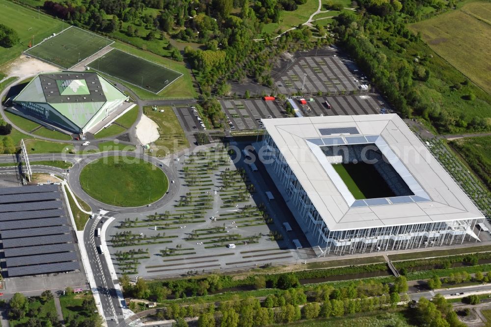 Bordeaux from the bird's eye view: Sports facility grounds of the Arena stadium Stade Matmut Atlantique an der Cours Jules Ladoumegue before the European Football Championship Euro 2016 in Bordeaux in Aquitaine Limousin Poitou-Charentes, France