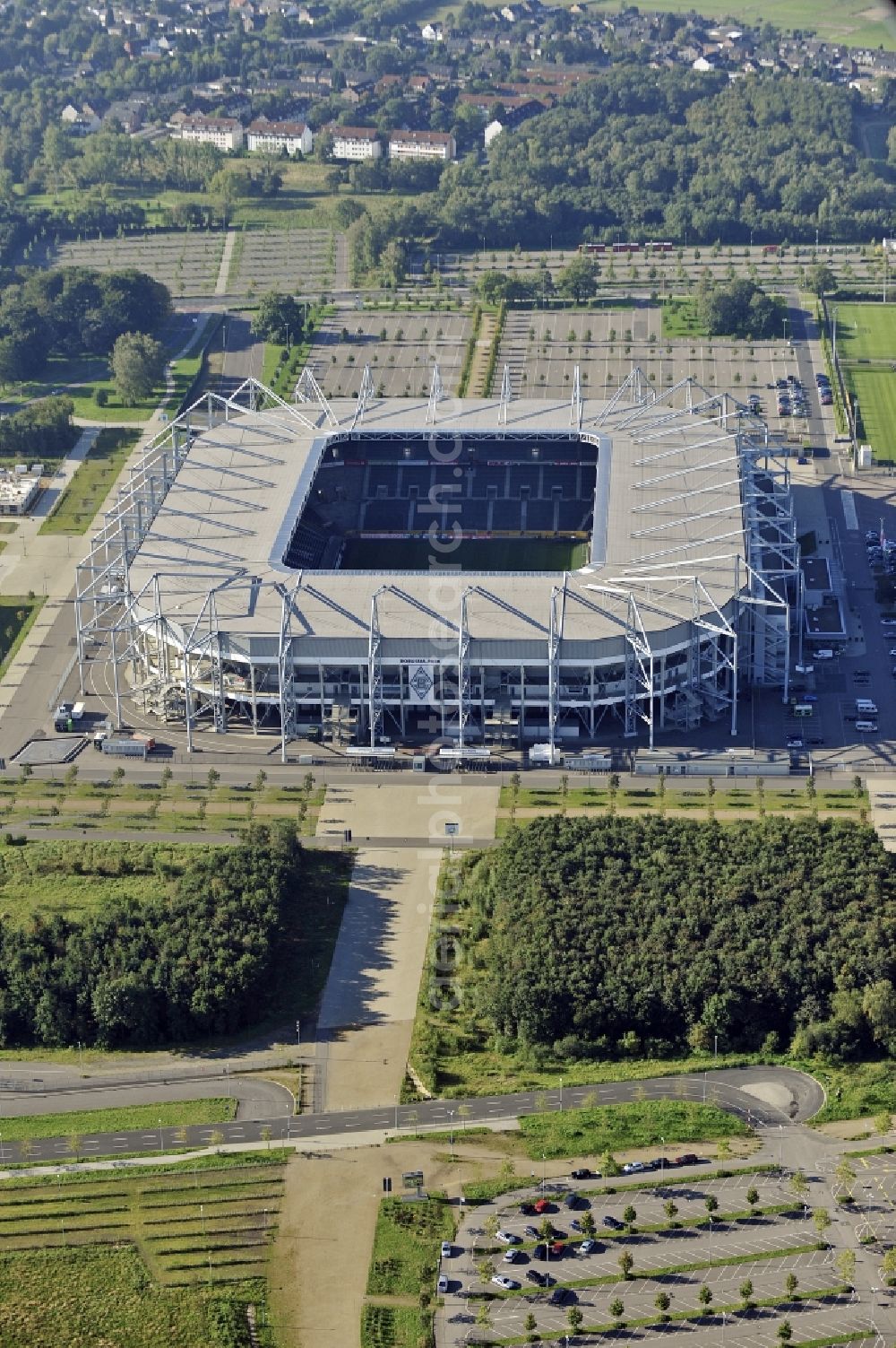 Aerial image Mönchengladbach - Sports facility grounds of the Arena stadium BORUSSIA-PARK in Moenchengladbach in the state North Rhine-Westphalia, Germany