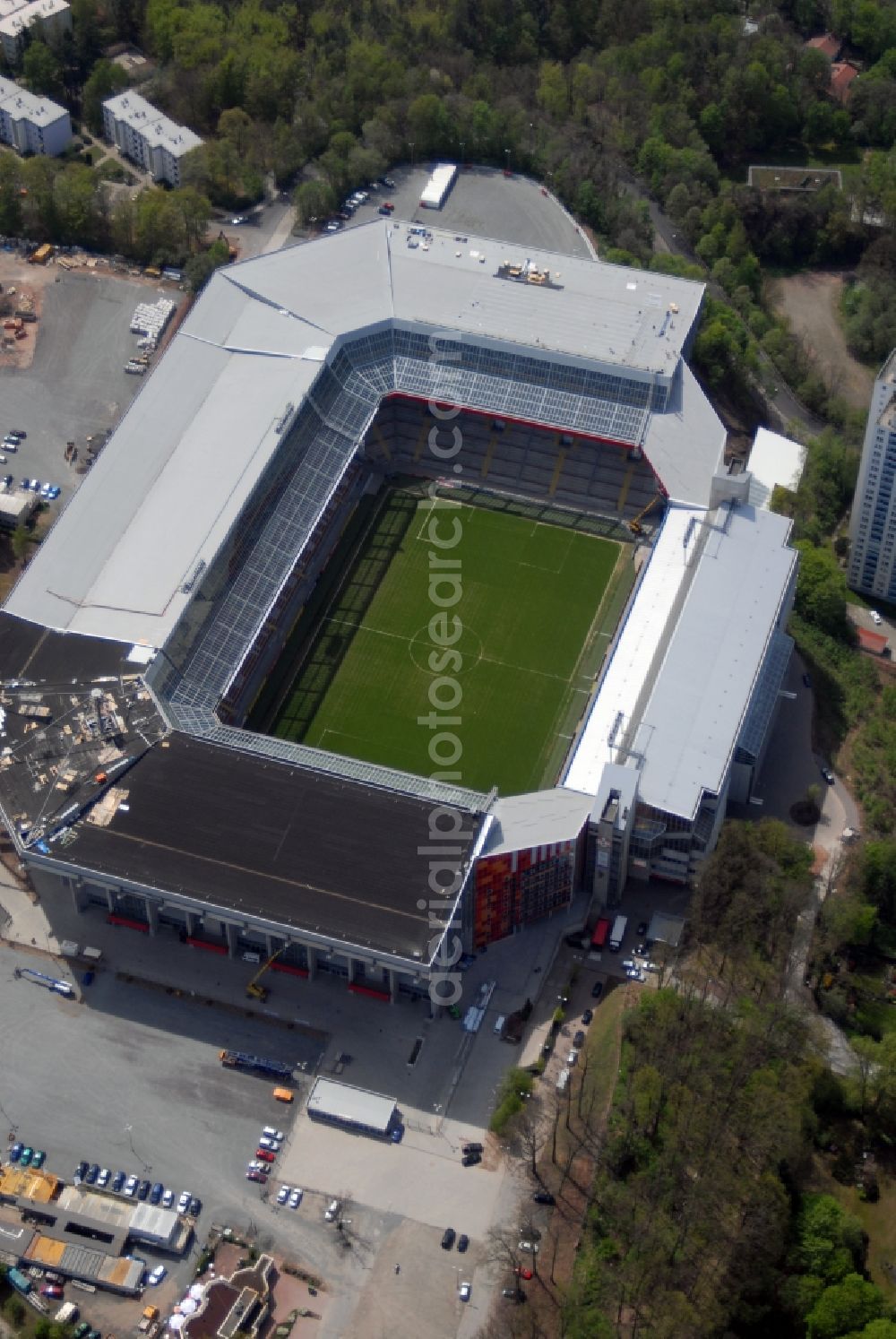 Aerial photograph Kaiserslautern - Sports facility grounds of the Arena stadium Fritz-Walter-Stadion in destrict Betzenberg on Fritz-Walter-Strasse in Kaiserslautern in the state Rhineland-Palatinate, Germany