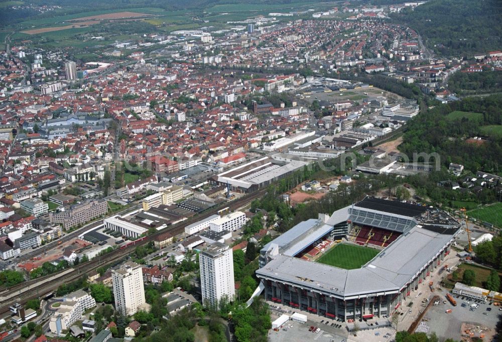 Kaiserslautern from the bird's eye view: Sports facility grounds of the Arena stadium Fritz-Walter-Stadion in destrict Betzenberg on Fritz-Walter-Strasse in Kaiserslautern in the state Rhineland-Palatinate, Germany