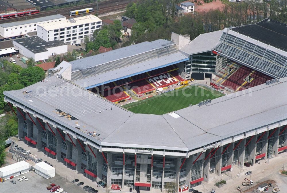 Aerial photograph Kaiserslautern - Sports facility grounds of the Arena stadium Fritz-Walter-Stadion in destrict Betzenberg on Fritz-Walter-Strasse in Kaiserslautern in the state Rhineland-Palatinate, Germany