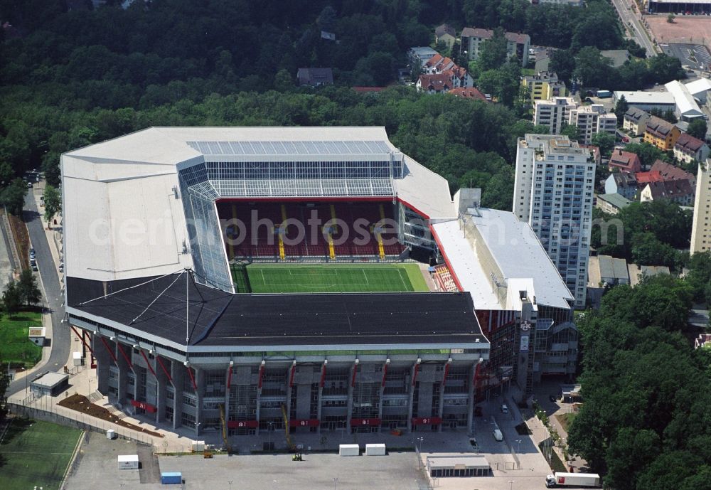 Aerial photograph Kaiserslautern - Sports facility grounds of the Arena stadium Fritz-Walter-Stadion in destrict Betzenberg on Fritz-Walter-Strasse in Kaiserslautern in the state Rhineland-Palatinate, Germany