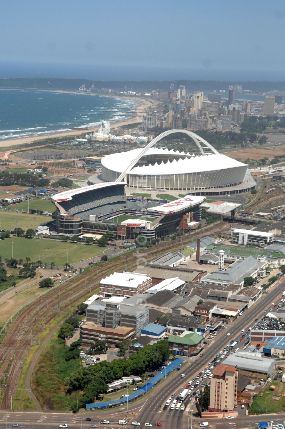 Aerial photograph Durban - Sports facility area of the arena of the stadium Kings Park Stadium (formerly ABSA Stadium) on Jacko Jackson Drive in Durban in KwaZulu-Natal, South Africa