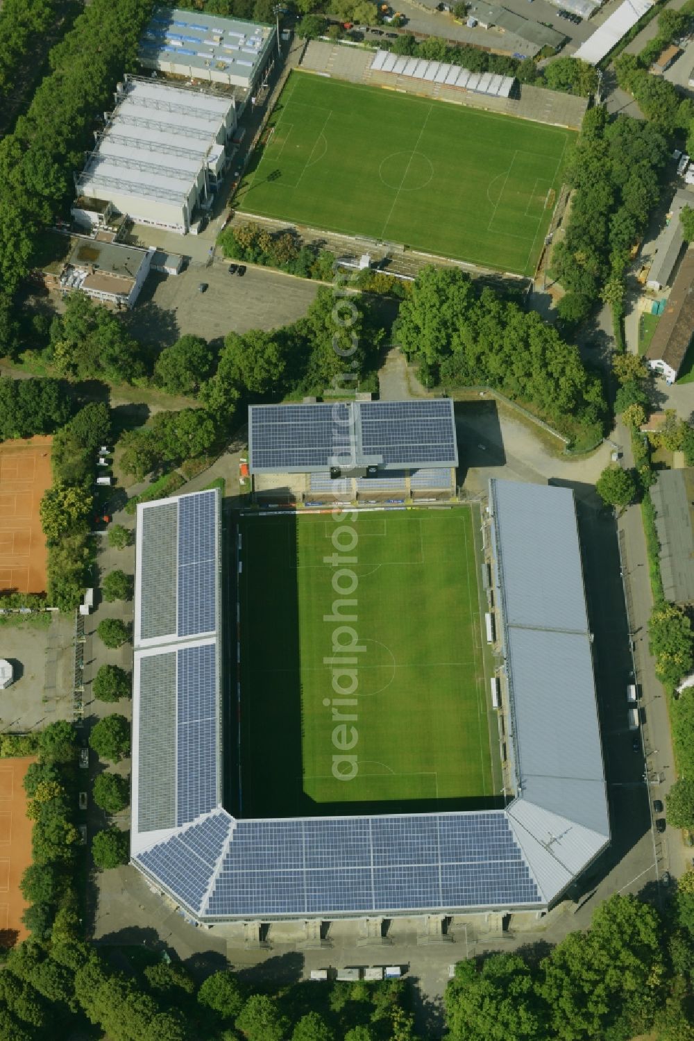 Aerial photograph Mannheim - Sports facility grounds of the Arena stadium Carl-Benz-Stadion in Mannheim in the state Baden-Wuerttemberg. This stadium is home ground of the SV Waldhof Mannheim 07