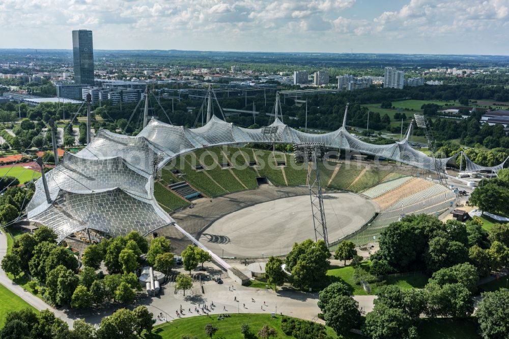 Aerial photograph München - Sports facility grounds of the Arena stadium Olympiastadion in Olympiapark in Munich in the state Bavaria