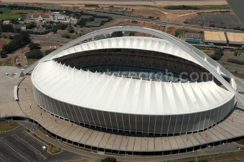 Durban from the bird's eye view: Sports facility area of the arena of the stadium Moses Mabhida Stadium in Kings Park on Masabalala Yengwa Avenue in the district of Stamford Hill in Durban in KwaZulu-Natal, South Africa