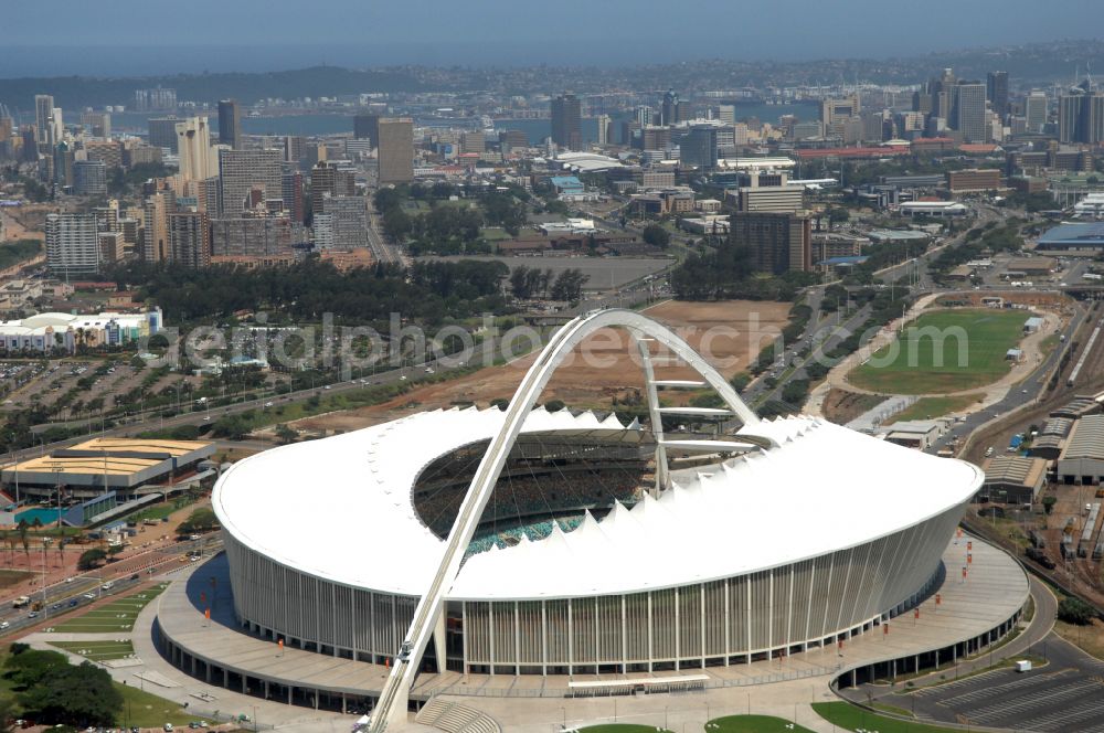 Durban from the bird's eye view: Sports facility area of the arena of the stadium Moses Mabhida Stadium in Kings Park on Masabalala Yengwa Avenue in the district of Stamford Hill in Durban in KwaZulu-Natal, South Africa